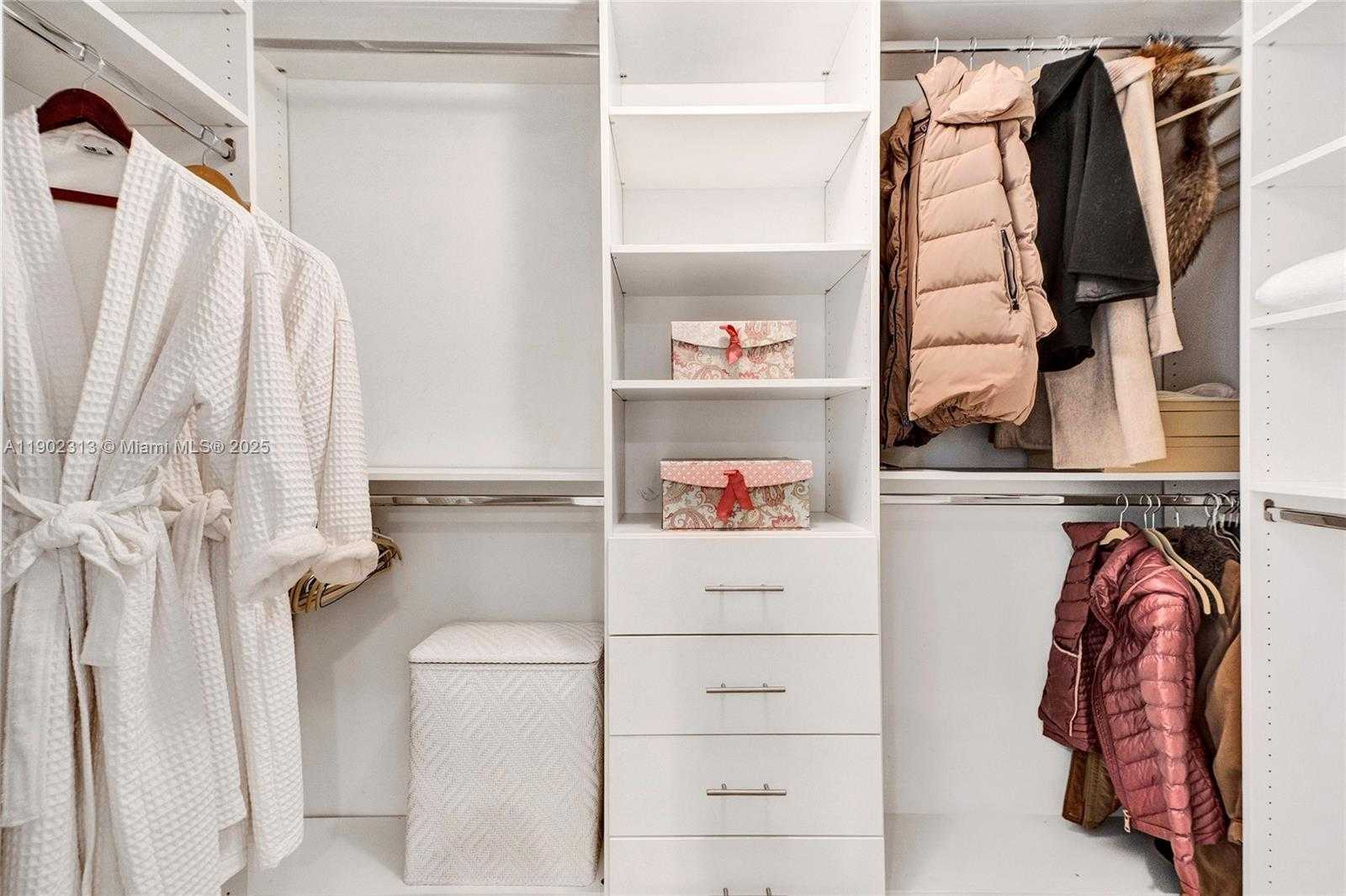 Small Image of 3370 HIDDEN BAY DR #1702, Aventura Number 27