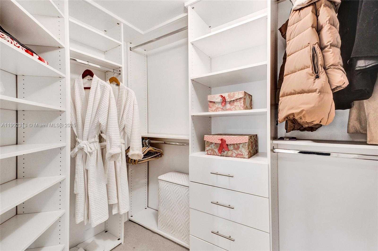 Small Image of 3370 HIDDEN BAY DR #1702, Aventura Number 28