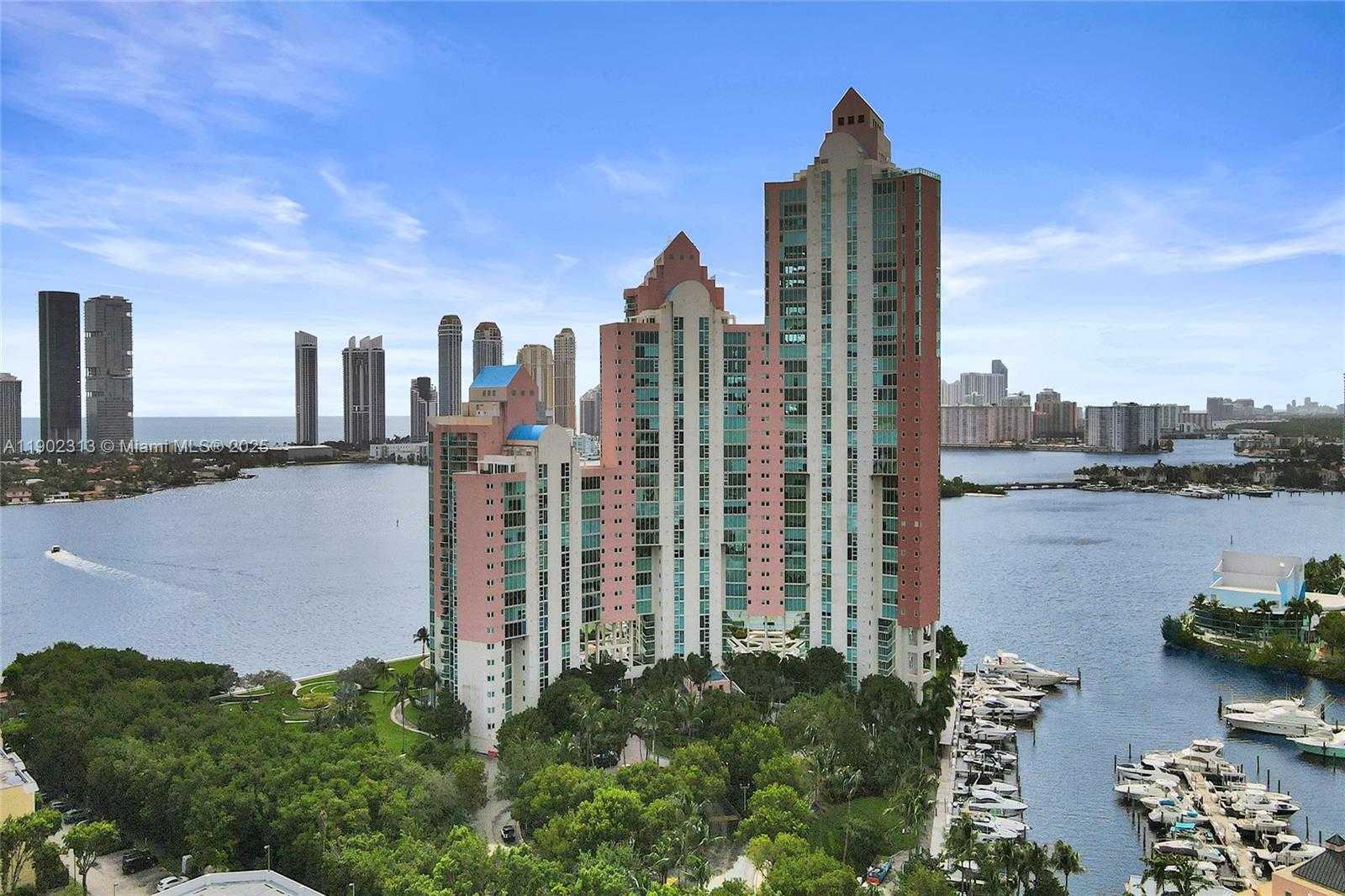 Small Image of 3370 HIDDEN BAY DR #1702, Aventura Number 49