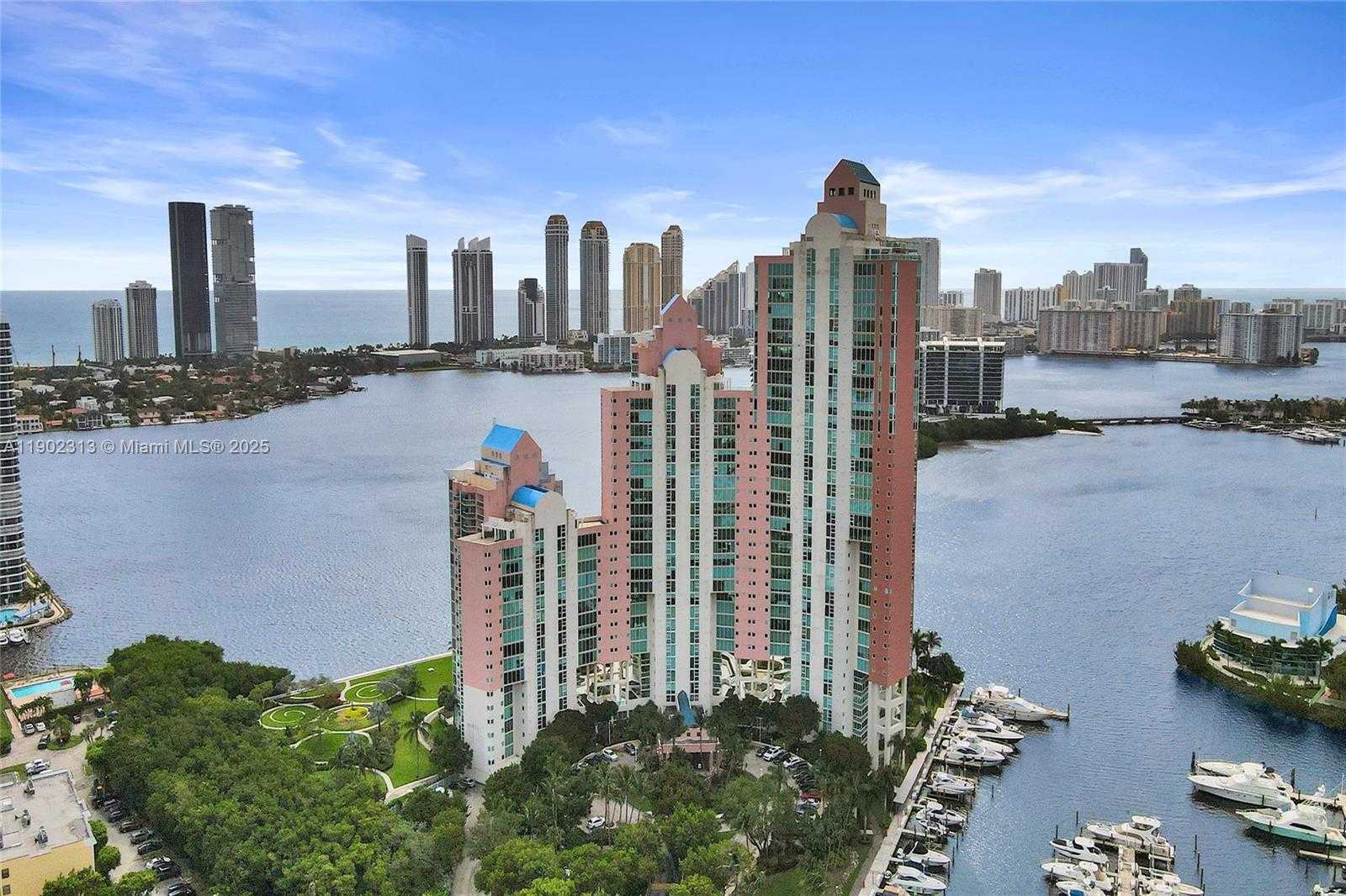 Small Image of 3370 HIDDEN BAY DR #1702, Aventura Number 51