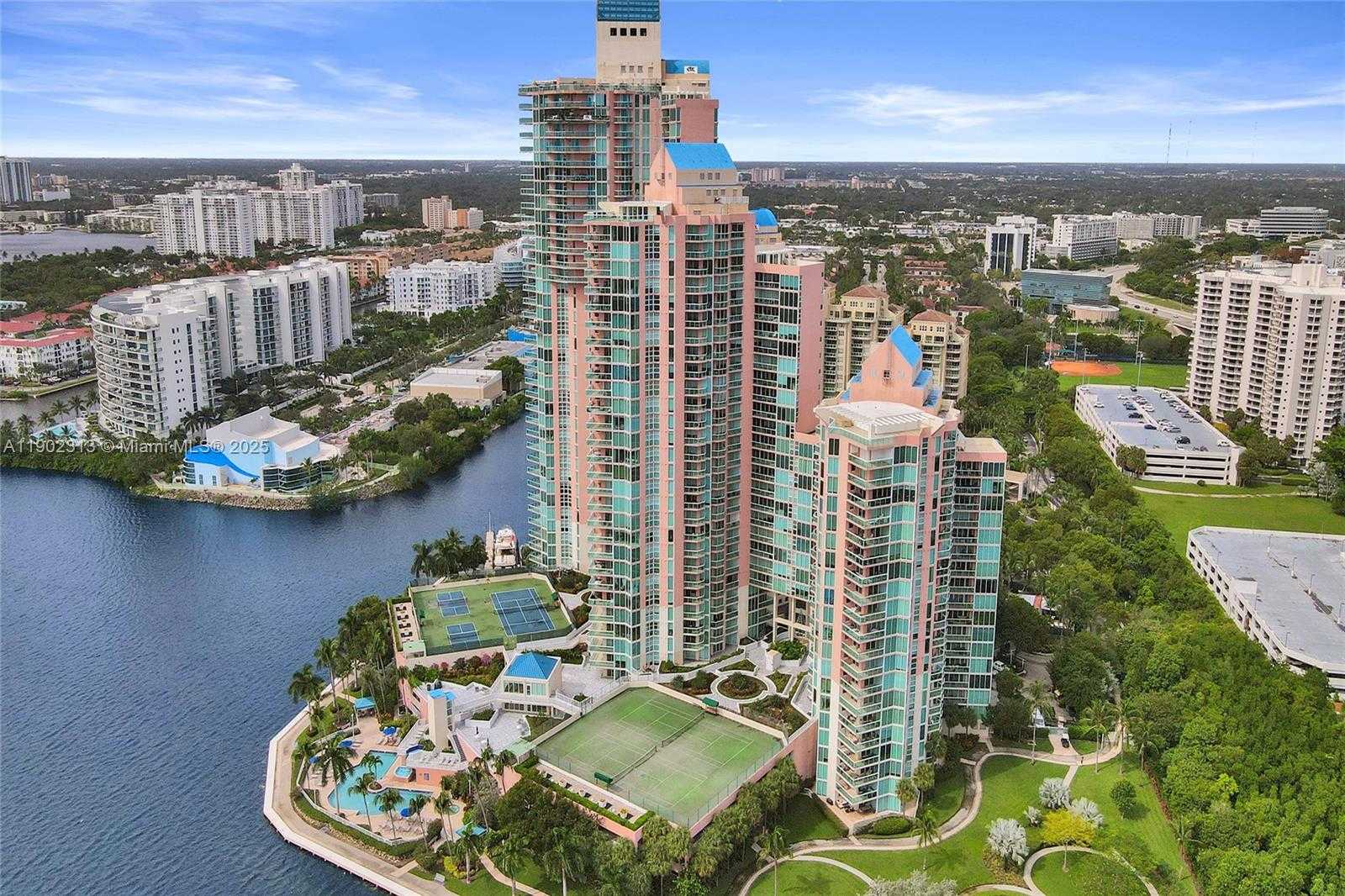 Small Image of 3370 HIDDEN BAY DR #1702, Aventura Number 53