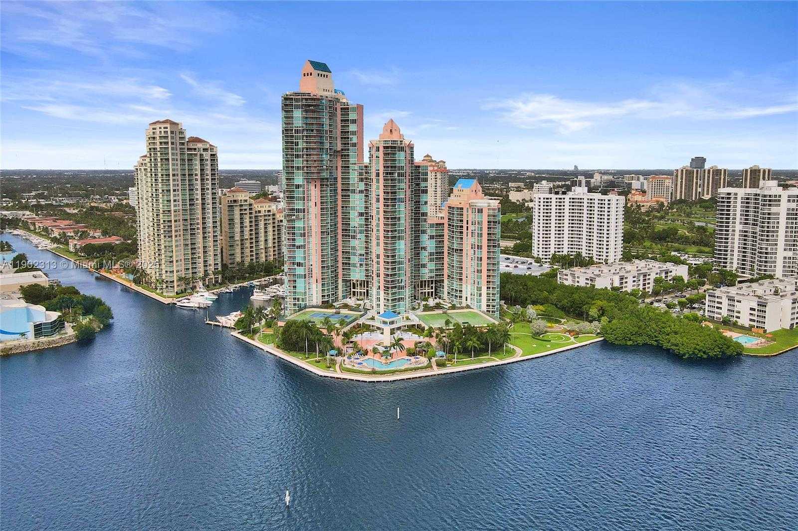 Small Image of 3370 HIDDEN BAY DR #1702, Aventura Number 56