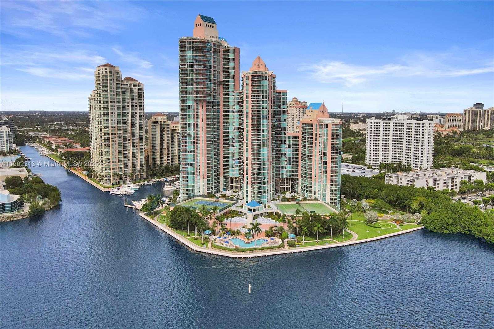Small Image of 3370 HIDDEN BAY DR #1702, Aventura Number 57