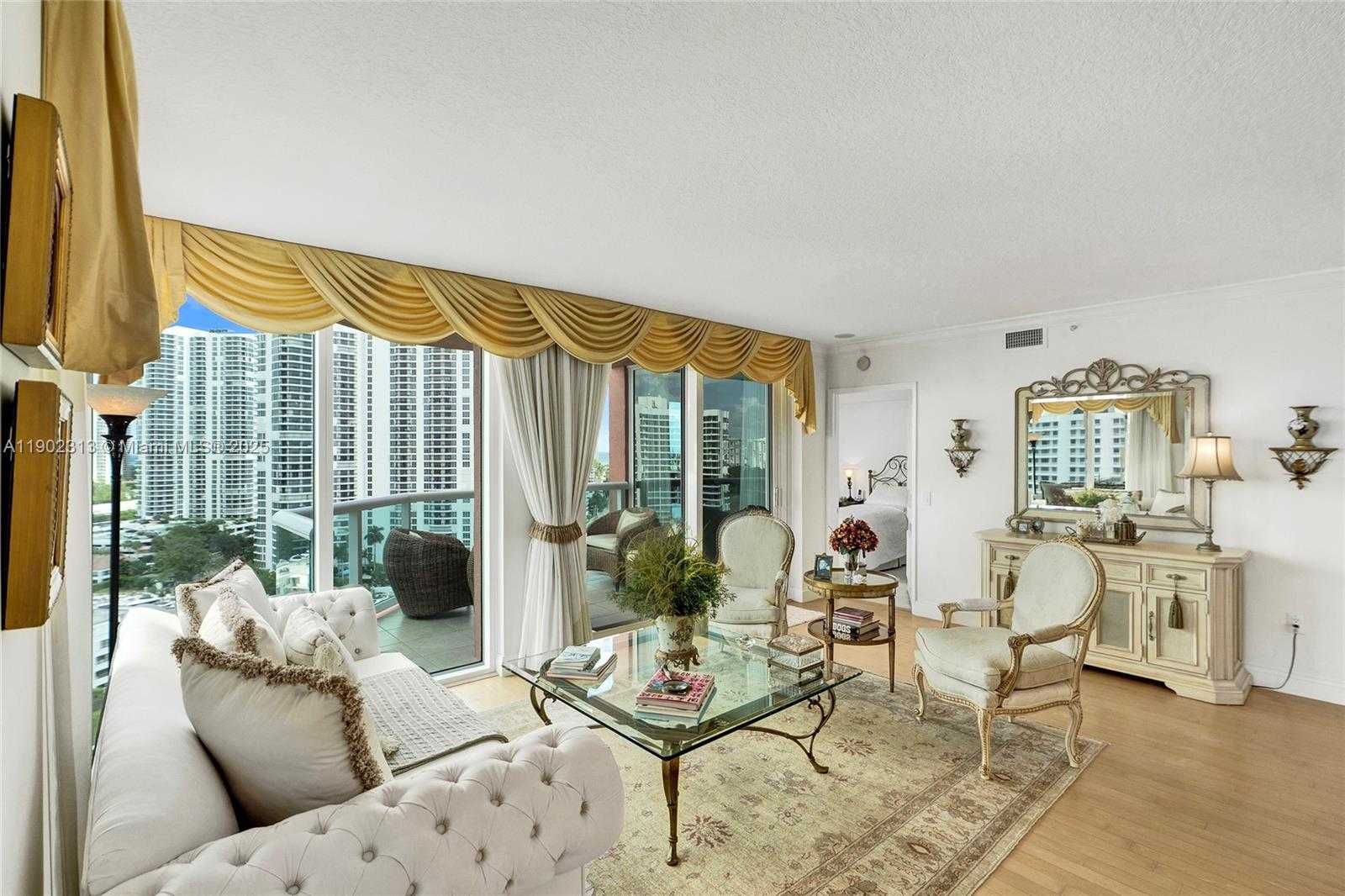 Small Image of 3370 HIDDEN BAY DR #1702, Aventura Number 9