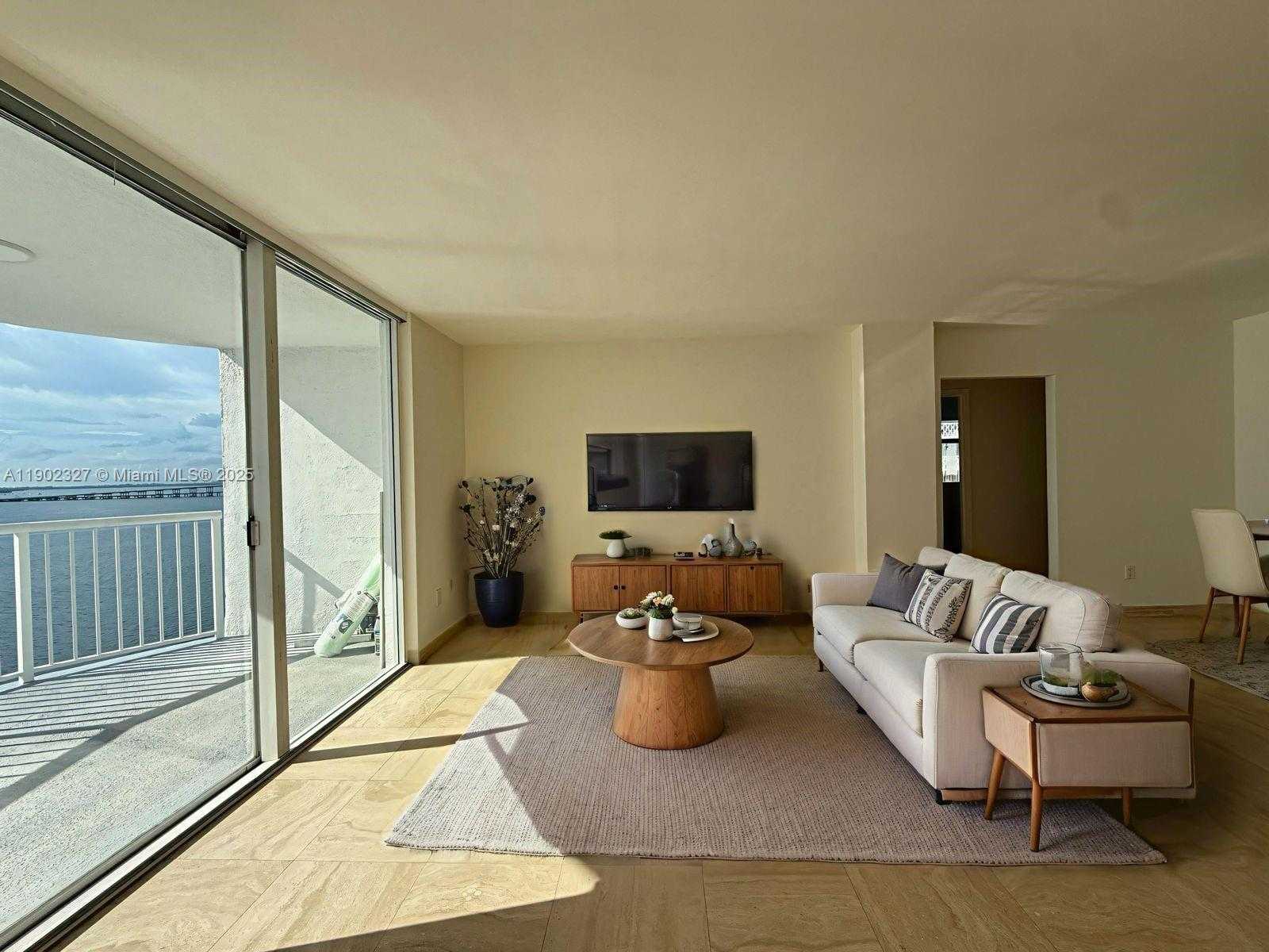 Small Image of 1420 BRICKELL BAY DR #1203A, Miami Number 2