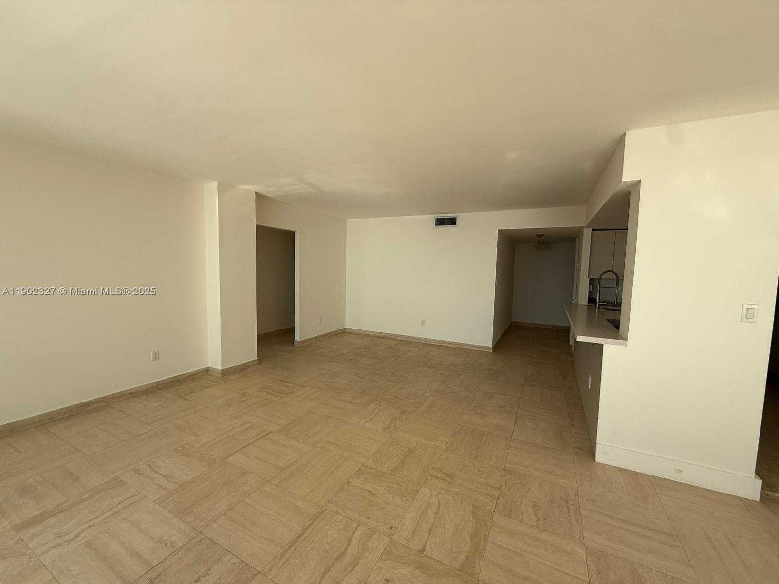 Small Image of 1420 BRICKELL BAY DR #1203A, Miami Number 22
