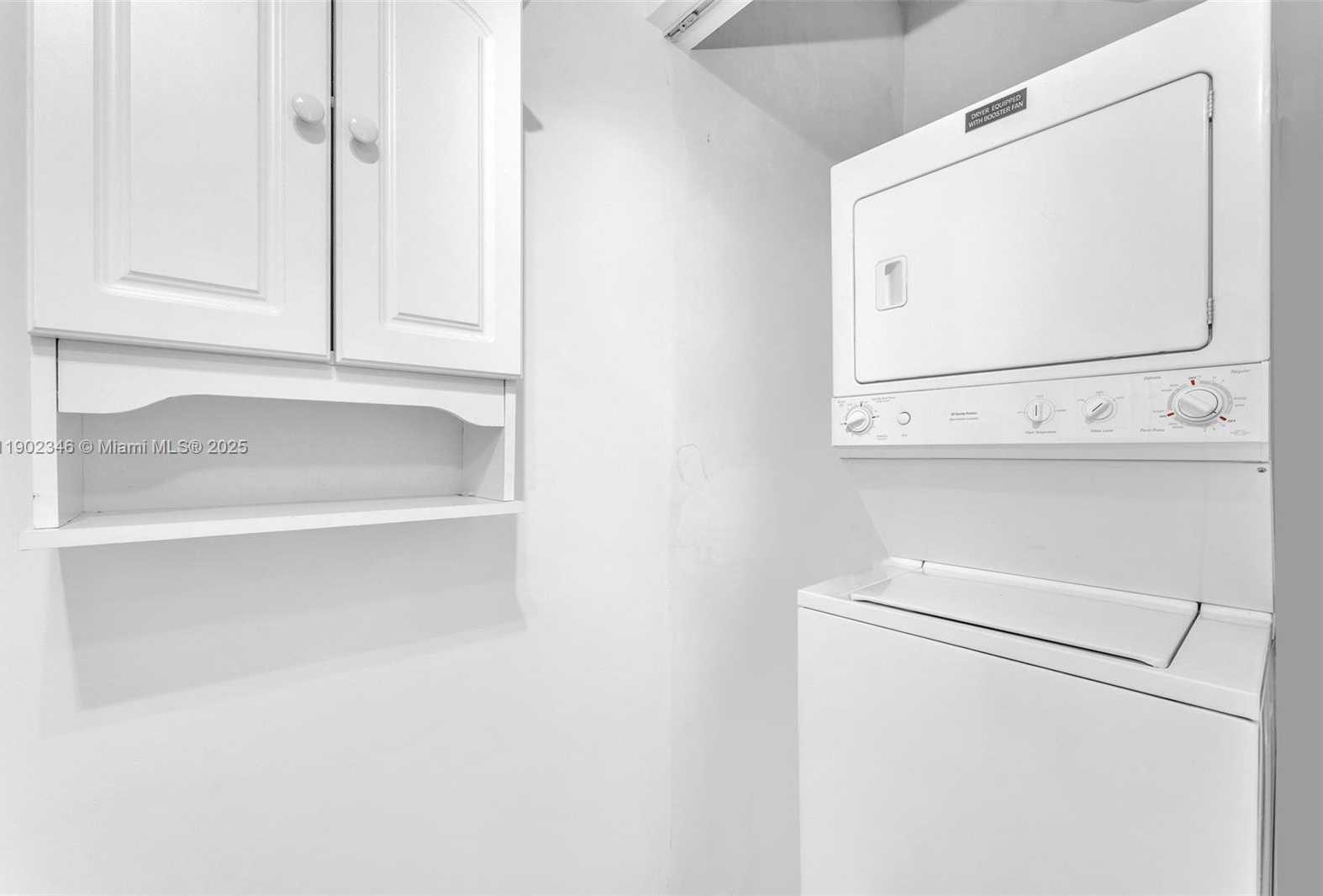 Small Image of 690 SOUTH WEST 1ST COURT #1008, Miami Number 11