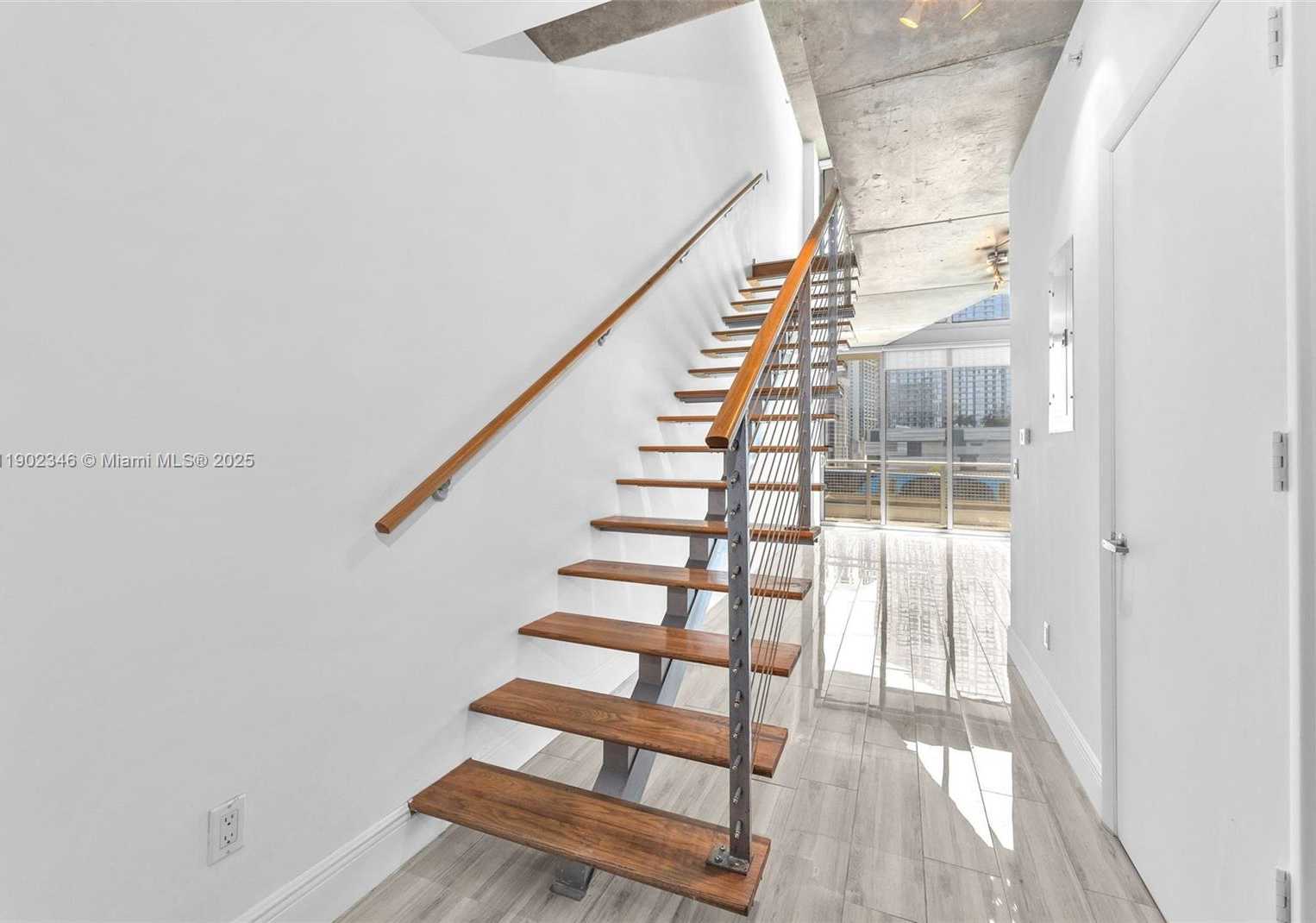 Small Image of 690 SOUTH WEST 1ST COURT #1008, Miami Number 5