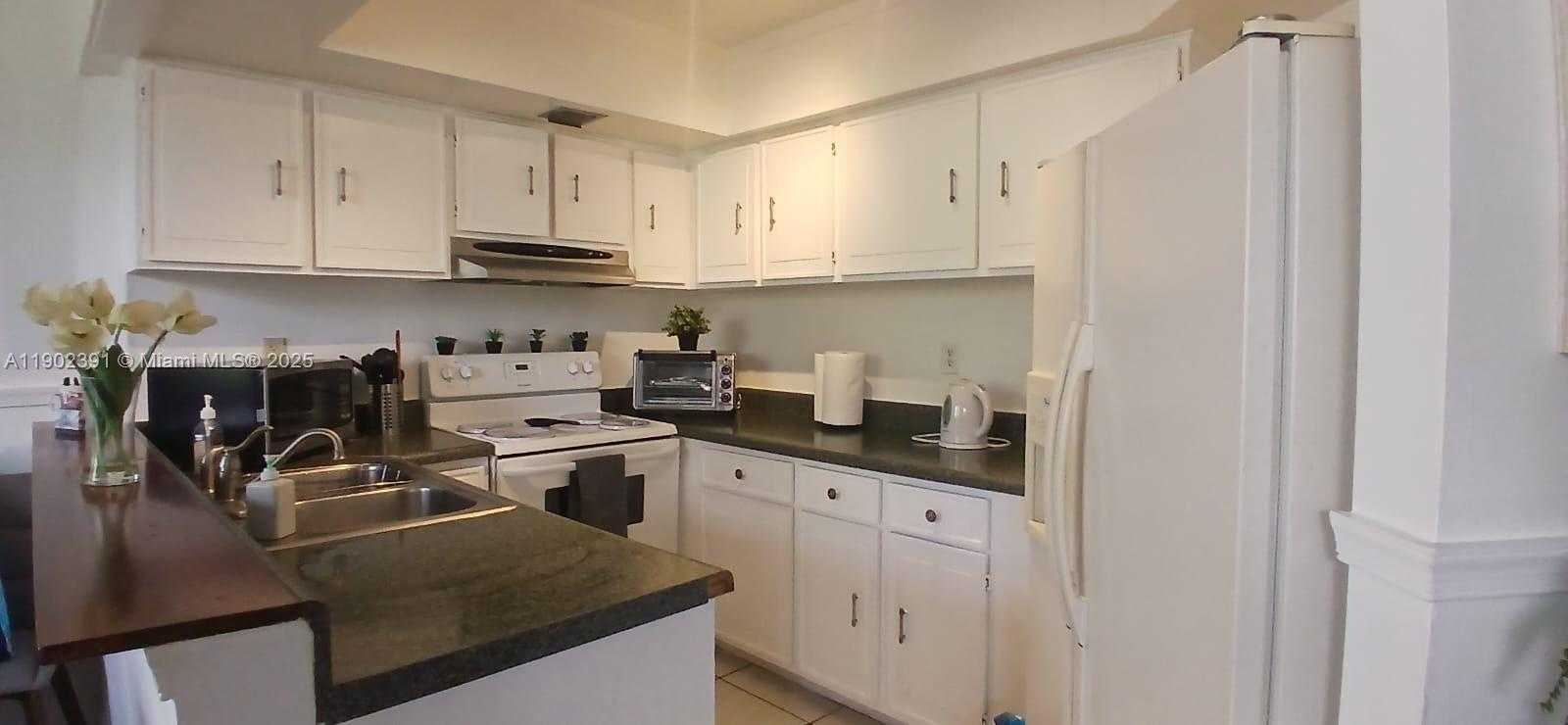 Small Image of 8255 SOUTH WEST 152ND AVE #E-410, Miami Number 3