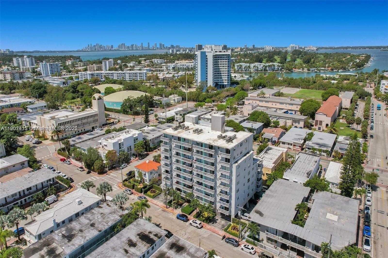 Small Image of 7620 CARLYLE AVE #703, Miami Beach Number 29