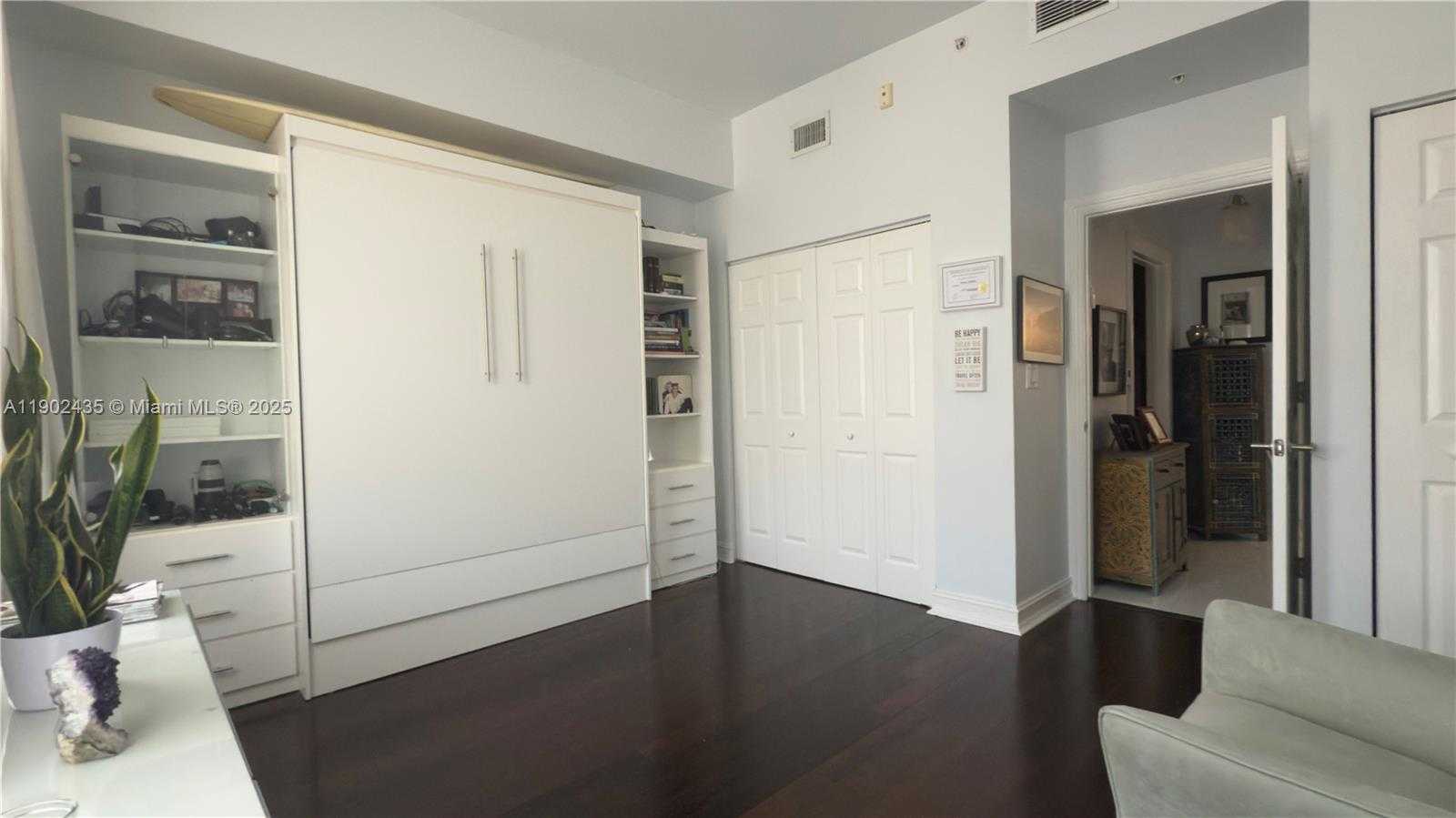 Small Image of 3001 NORTH EAST 185TH ST #532, Aventura Number 10