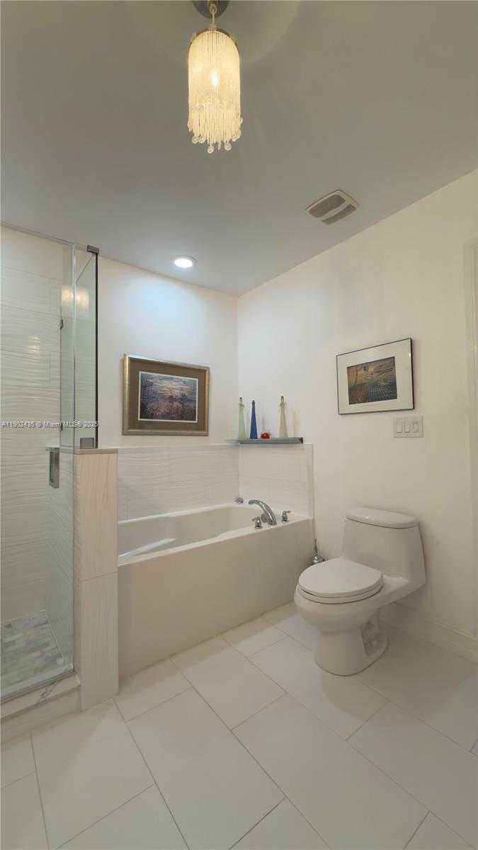 Small Image of 3001 NORTH EAST 185TH ST #532, Aventura Number 6
