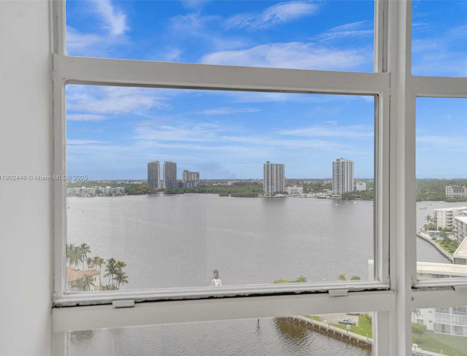 Small Image of 1000 WEST ISLAND BLVD #1612, Aventura Number 33