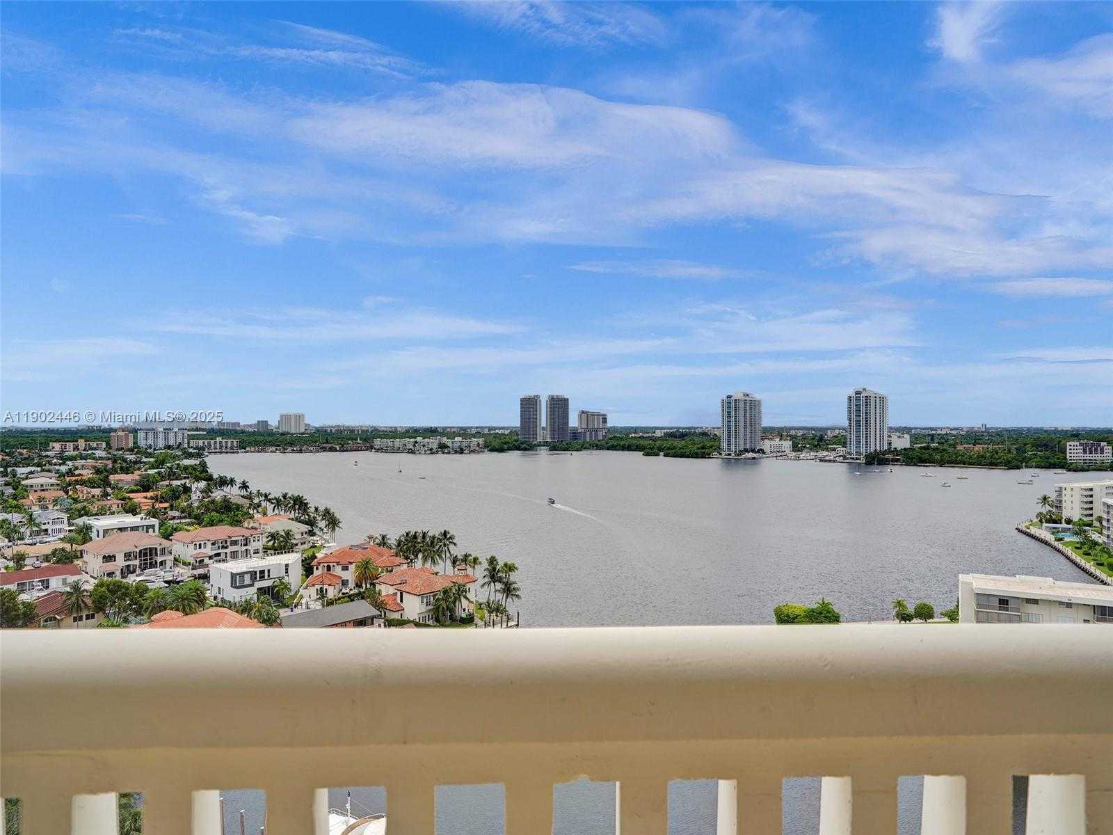 Small Image of 1000 WEST ISLAND BLVD #1612, Aventura Number 38