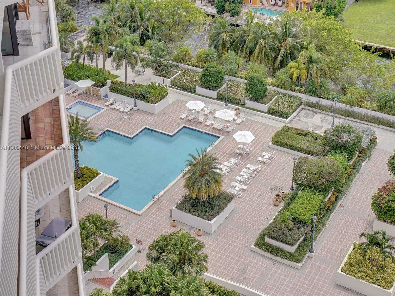 Small Image of 1000 WEST ISLAND BLVD #1612, Aventura Number 42