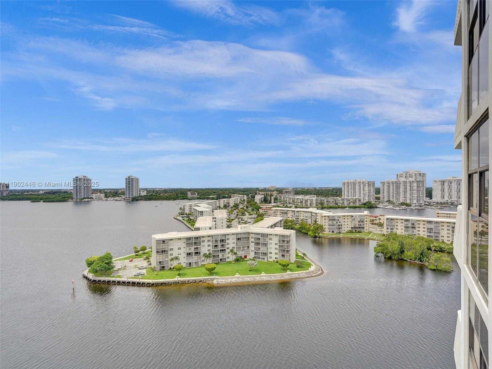 Small Image of 1000 WEST ISLAND BLVD #1612, Aventura Number 44