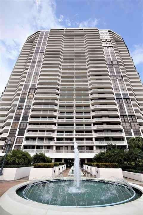 Small Image of 1000 WEST ISLAND BLVD #1612, Aventura Number 49