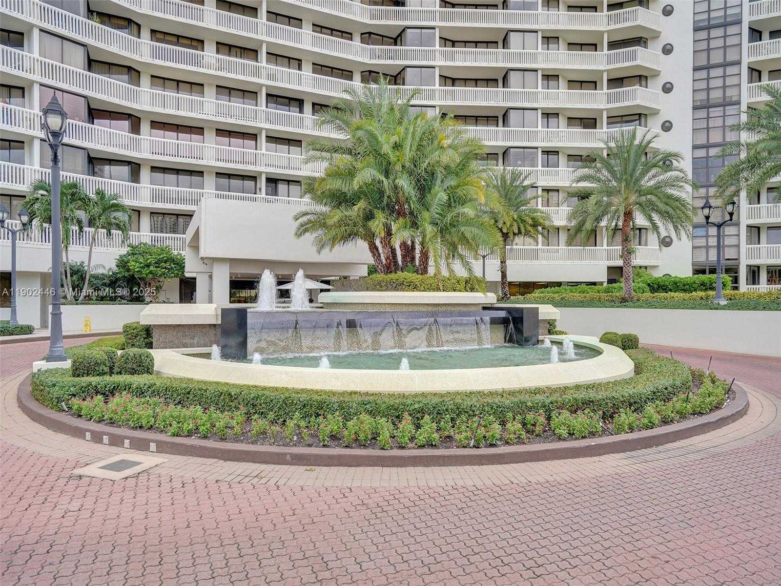 Small Image of 1000 WEST ISLAND BLVD #1612, Aventura Number 50