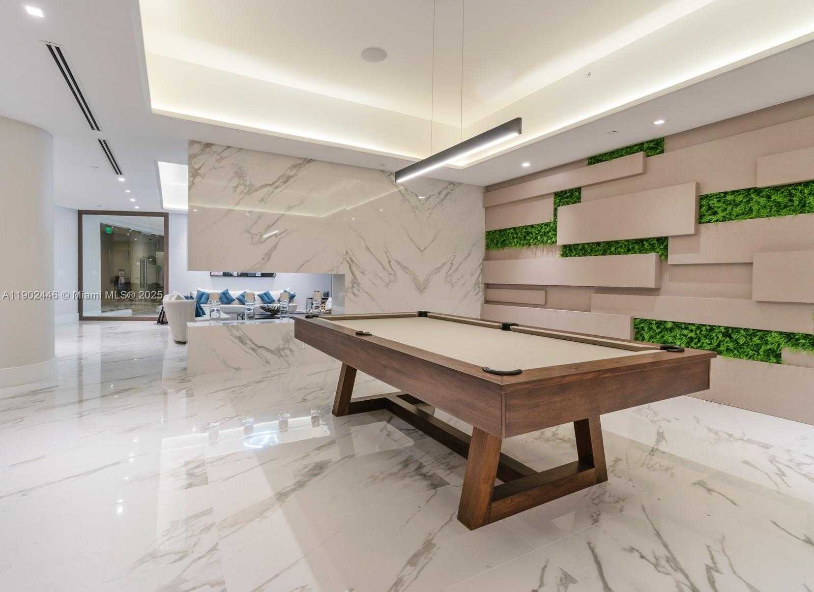 Small Image of 1000 WEST ISLAND BLVD #1612, Aventura Number 62