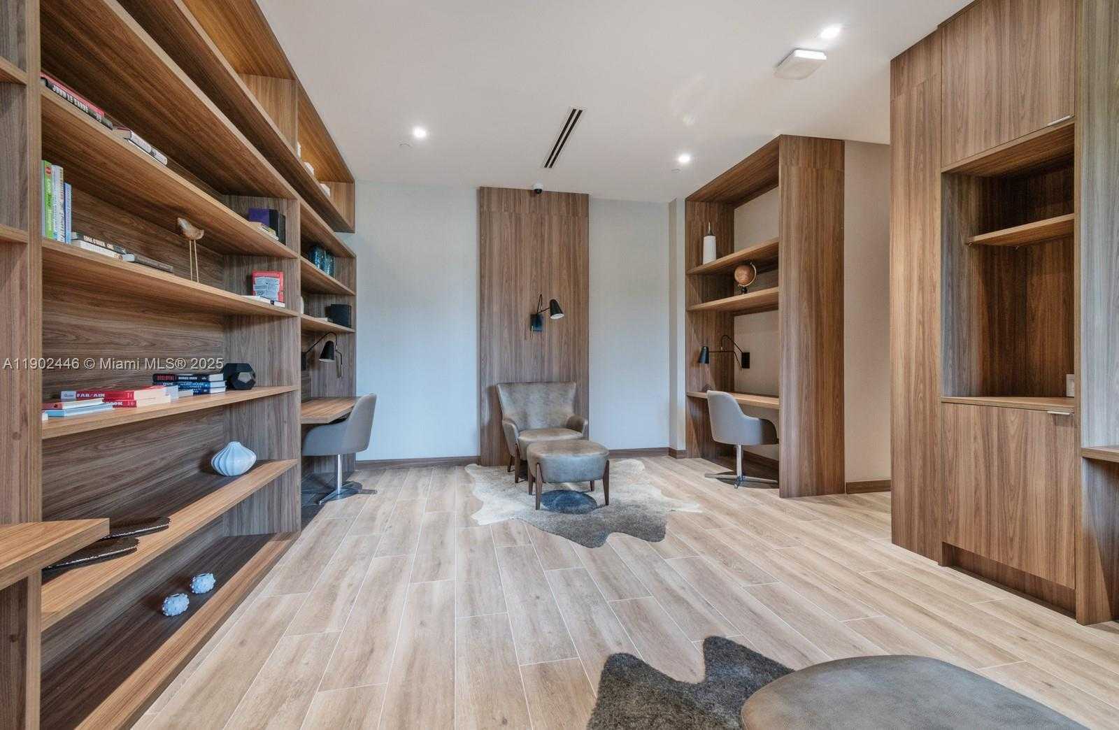 Small Image of 1000 WEST ISLAND BLVD #1612, Aventura Number 65