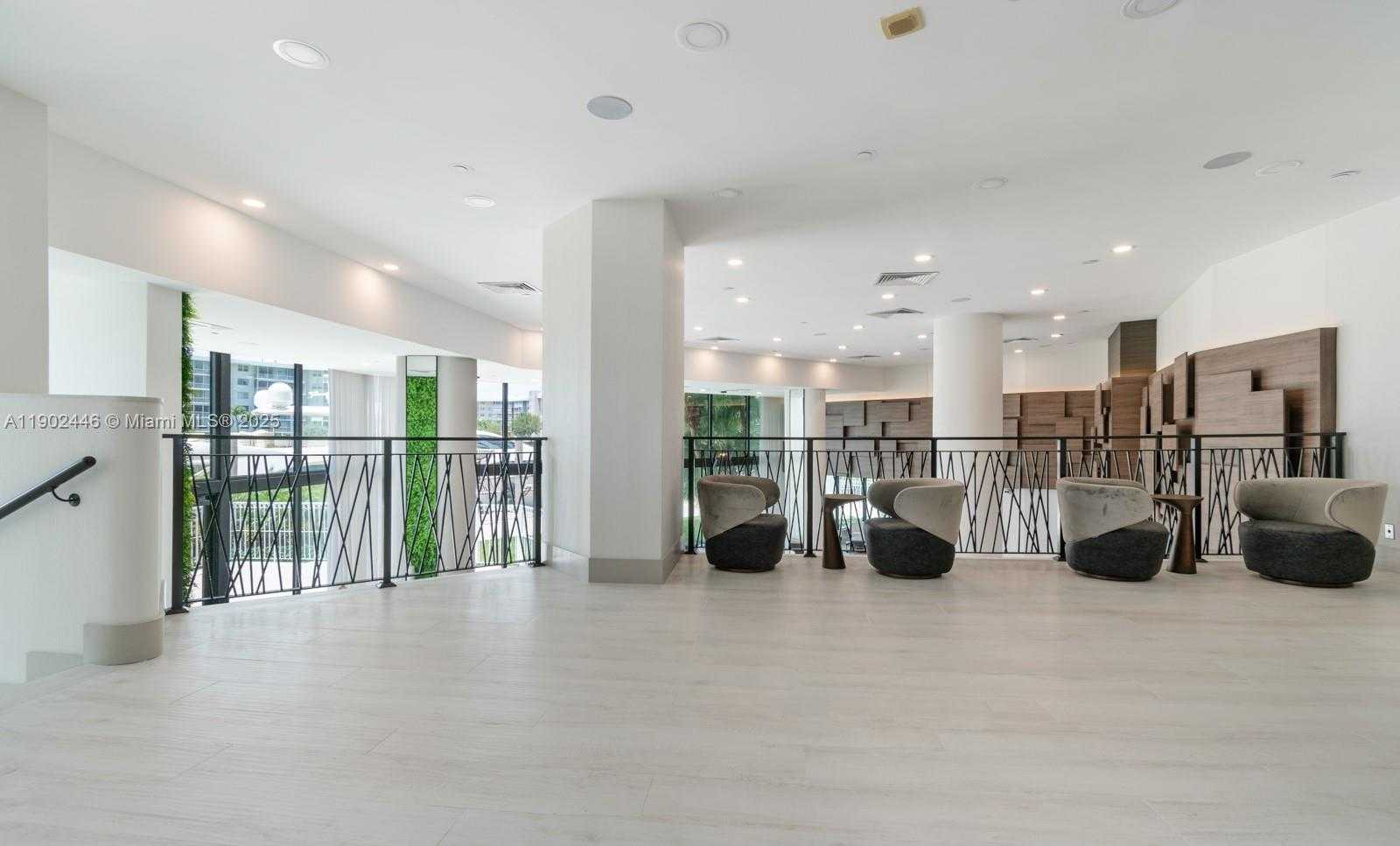 Small Image of 1000 WEST ISLAND BLVD #1612, Aventura Number 75