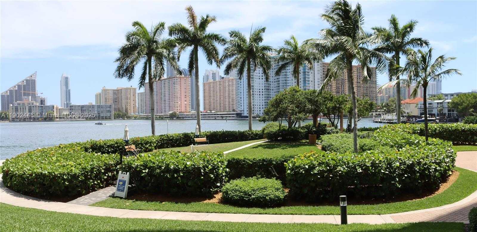 Small Image of 1000 WEST ISLAND BLVD #1612, Aventura Number 79