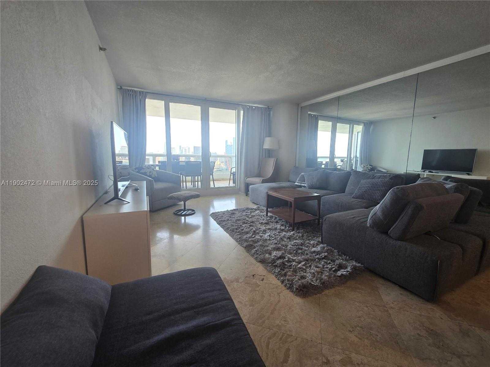 Small Image of 1717 NORTH BAYSHORE DR #B-4141, Miami Number 2