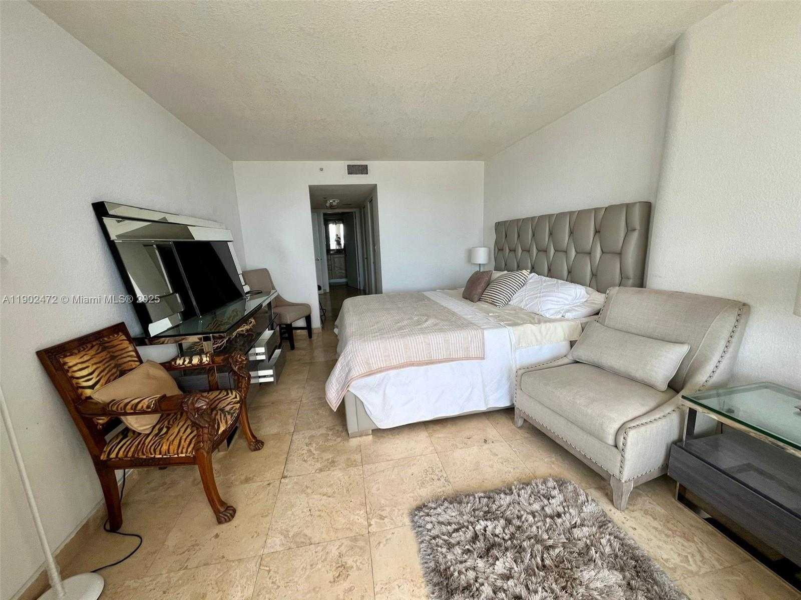 Small Image of 1717 NORTH BAYSHORE DR #B-4141, Miami Number 26