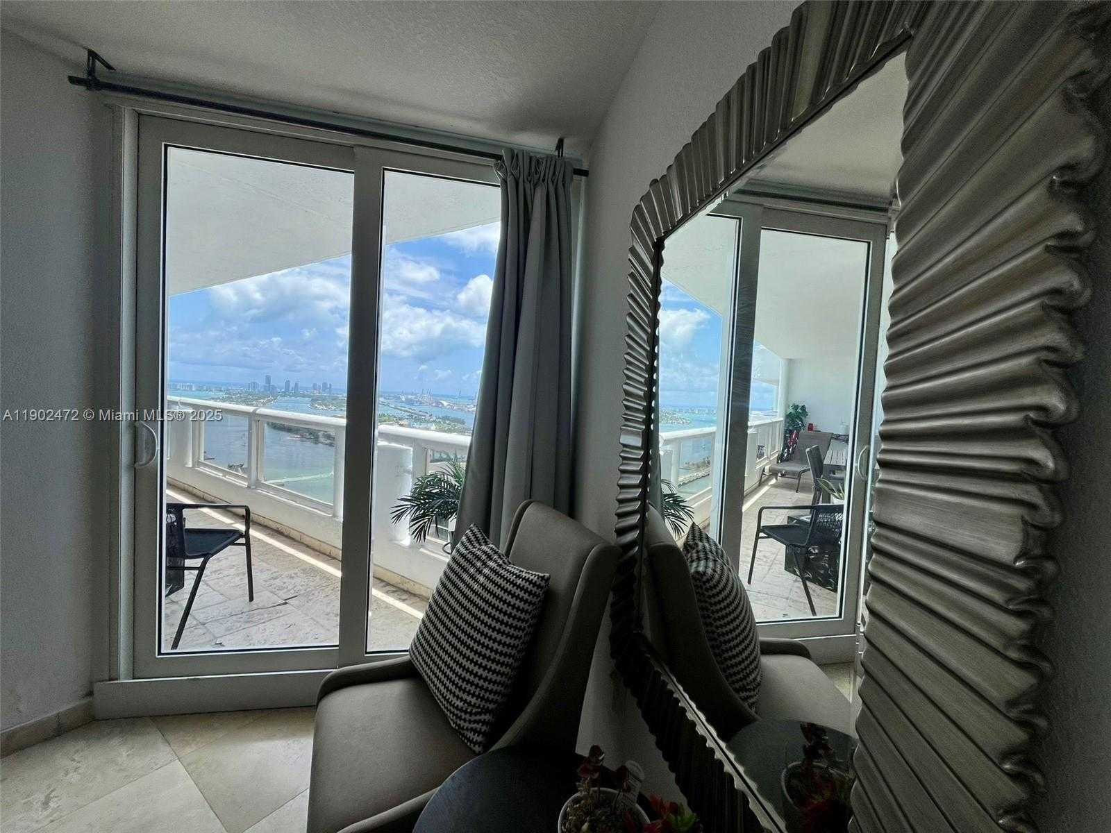 Small Image of 1717 NORTH BAYSHORE DR #B-4141, Miami Number 30