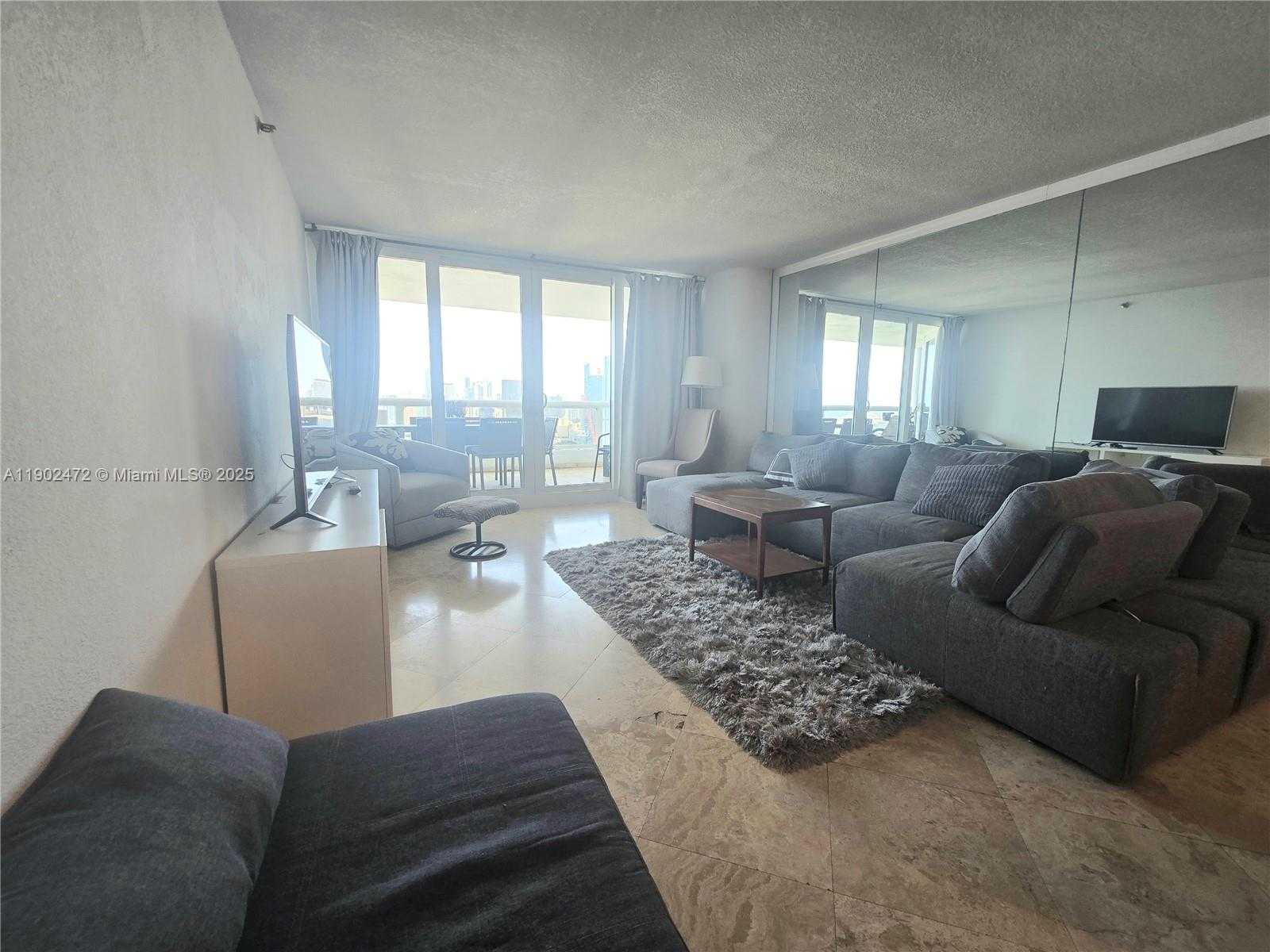 Small Image of 1717 NORTH BAYSHORE DR #B-4141, Miami Number 48