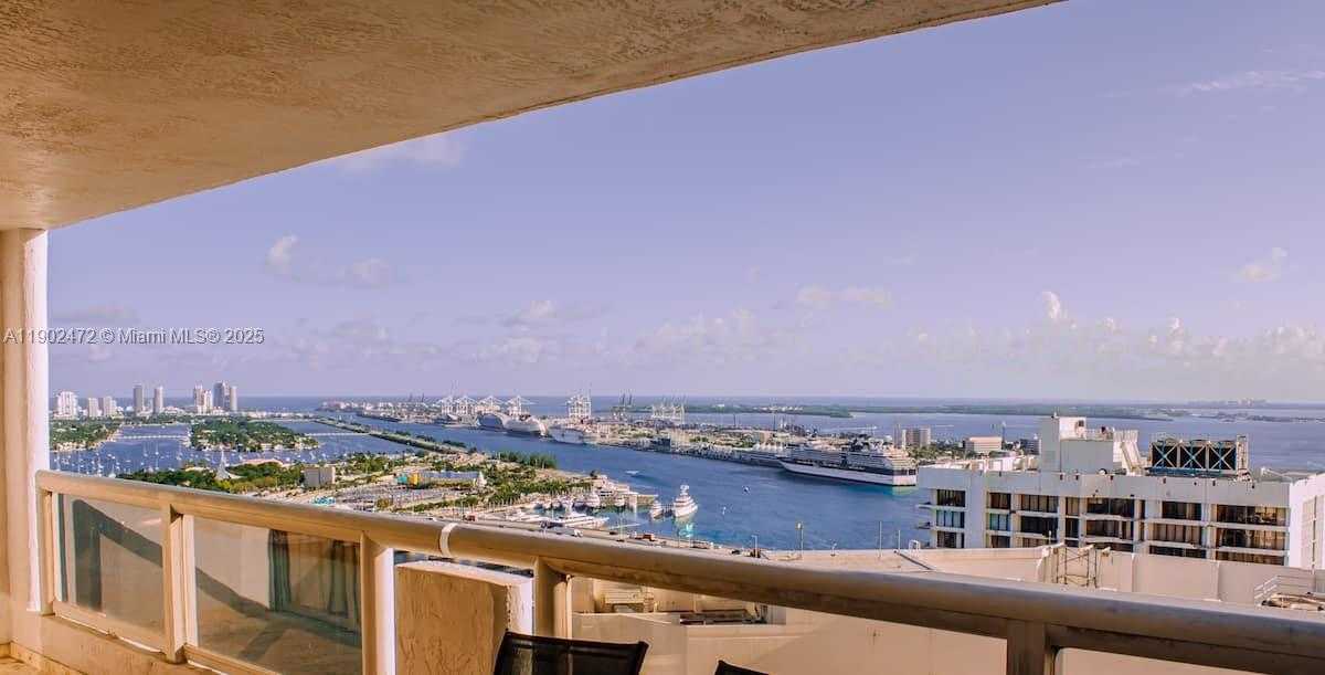 Small Image of 1717 NORTH BAYSHORE DR #B-4141, Miami Number 5