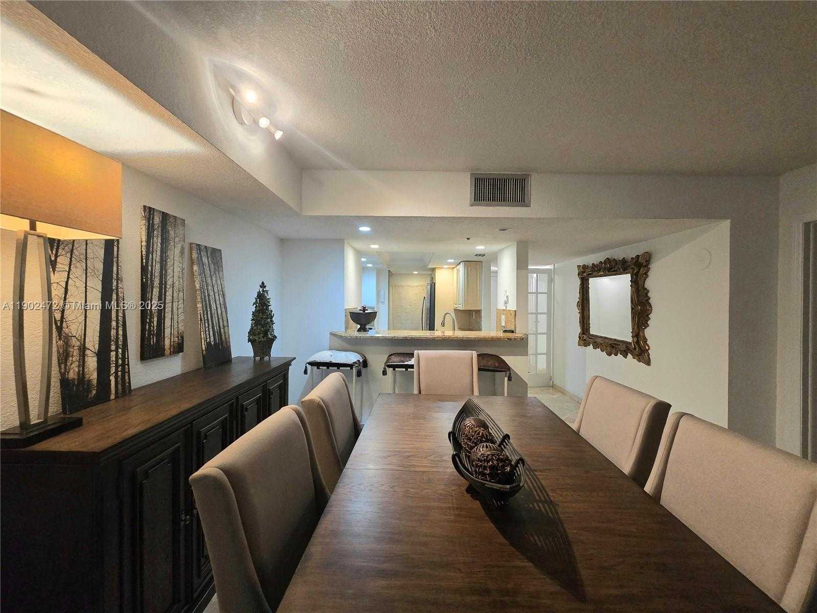 Small Image of 1717 NORTH BAYSHORE DR #B-4141, Miami Number 55