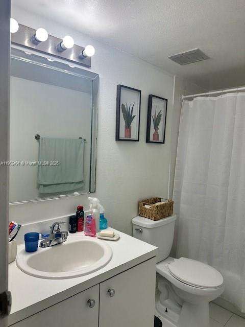 Small Image of 17911 NORTH WEST 68TH AVE #P, Hialeah Number 17