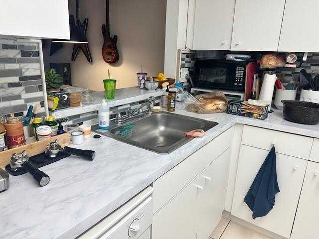 Small Image of 17911 NORTH WEST 68TH AVE #P, Hialeah Number 3