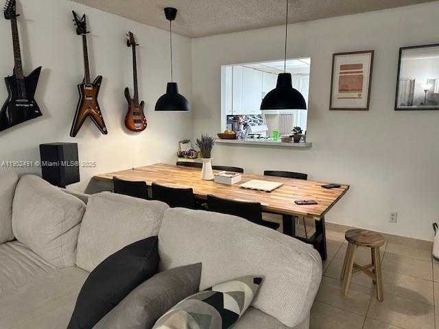 Small Image of 17911 NORTH WEST 68TH AVE #P, Hialeah Number 6