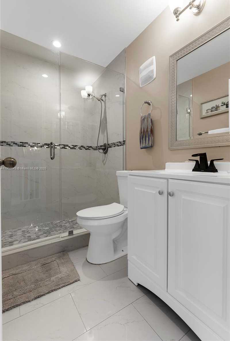 Small Image of 20867 NORTH WEST 1ST ST, Pembroke Pines Number 21