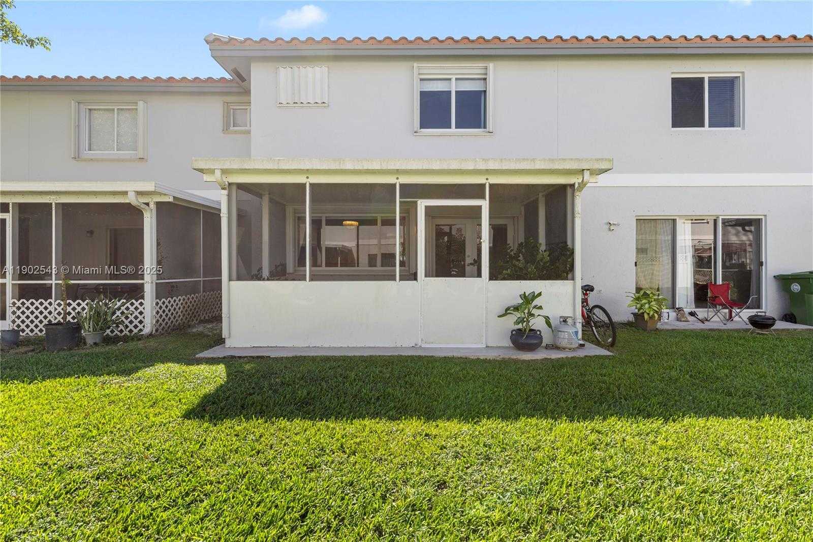 Small Image of 20867 NORTH WEST 1ST ST, Pembroke Pines Number 32