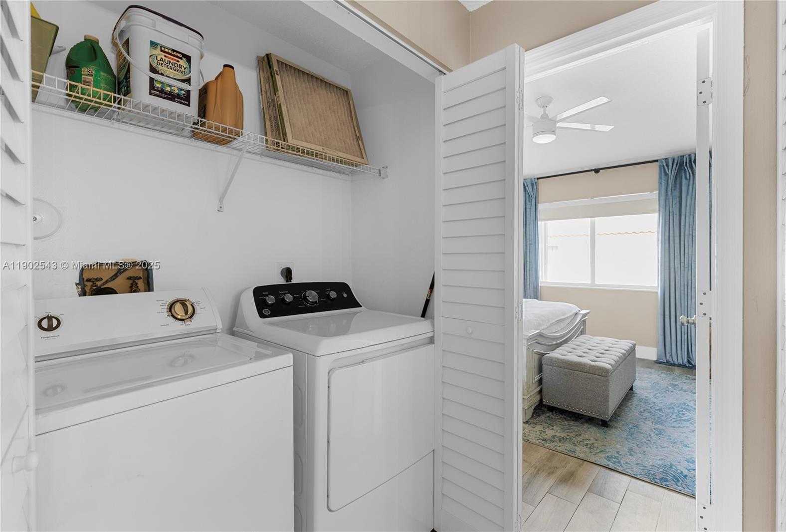 Small Image of 20867 NORTH WEST 1ST ST, Pembroke Pines Number 9