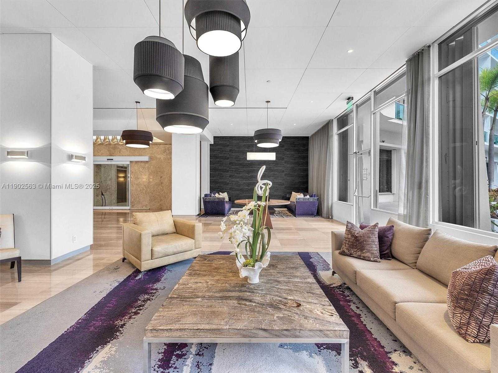 Small Image of 100 BAYVIEW DR #1901, Sunny Isles Beach Number 16