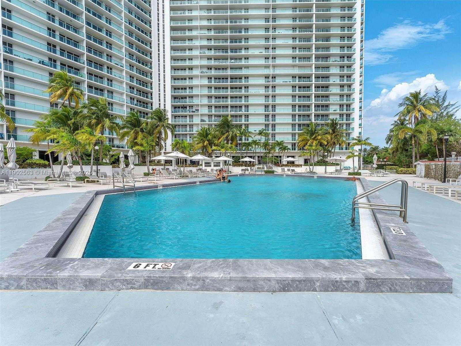 Small Image of 100 BAYVIEW DR #1901, Sunny Isles Beach Number 19
