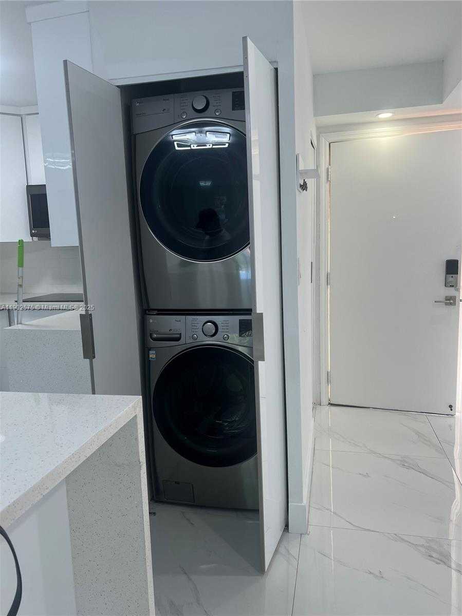 Small Image of 1890 WEST 56TH ST #1307, Hialeah Number 32