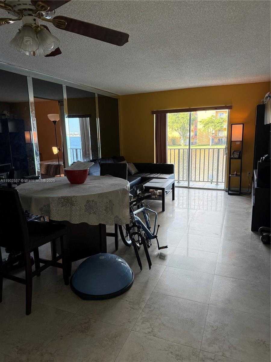 Small Image of 7 NORTH WEST 4705 NW #208-7, Miami Number 15