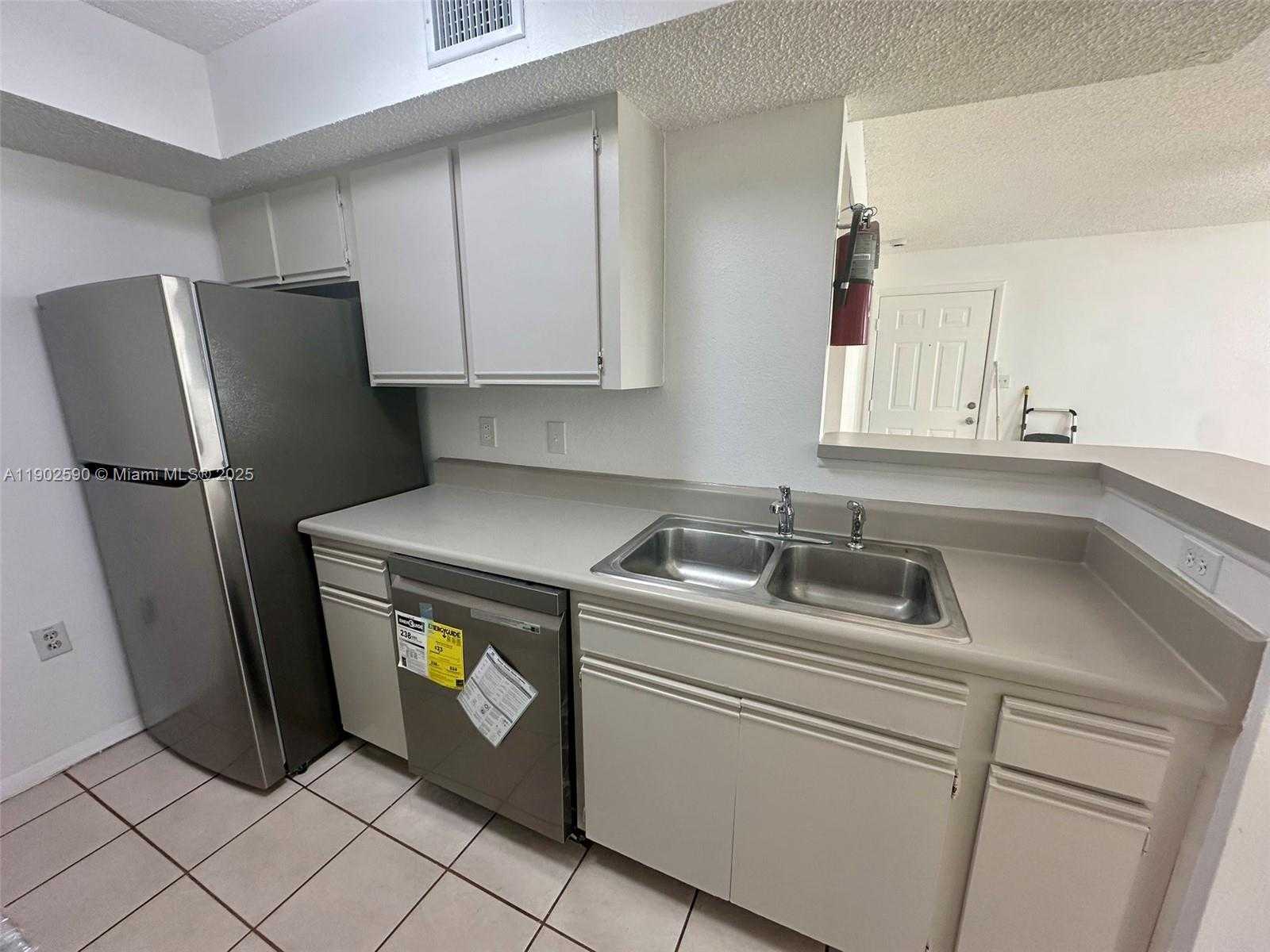 Small Image of 10581 SOUTH WEST 155TH CT #1214, Miami Number 11