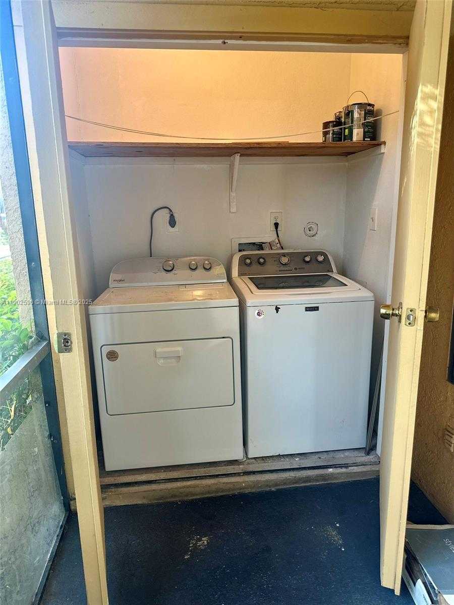 Small Image of 10581 SOUTH WEST 155TH CT #1214, Miami Number 26