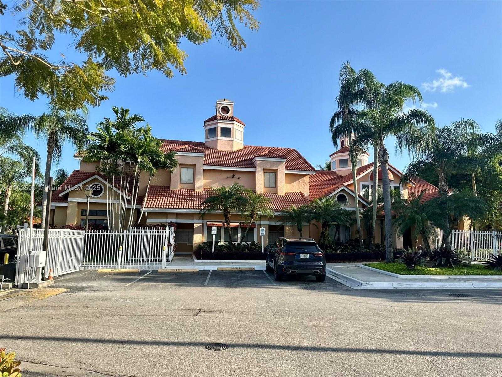 Small Image of 10581 SOUTH WEST 155TH CT #1214, Miami Number 4