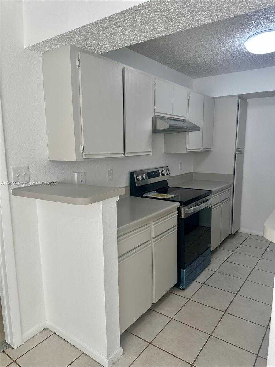 Small Image of 10581 SOUTH WEST 155TH CT #1214, Miami Number 9