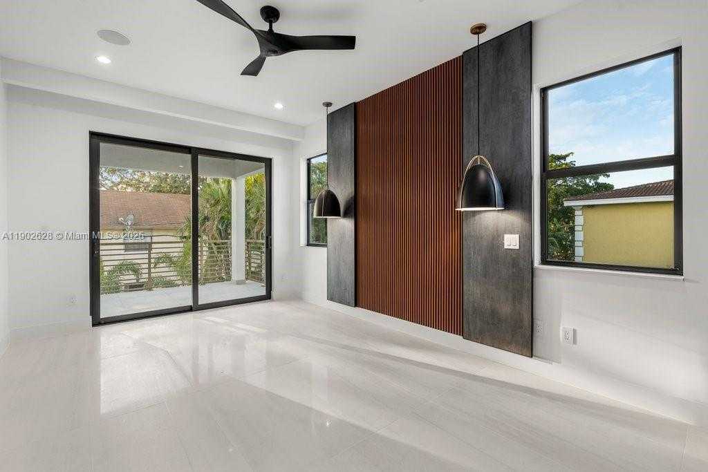 Small Image of 1215 NORTH EAST 11TH AVE #B, Fort Lauderdale Number 25