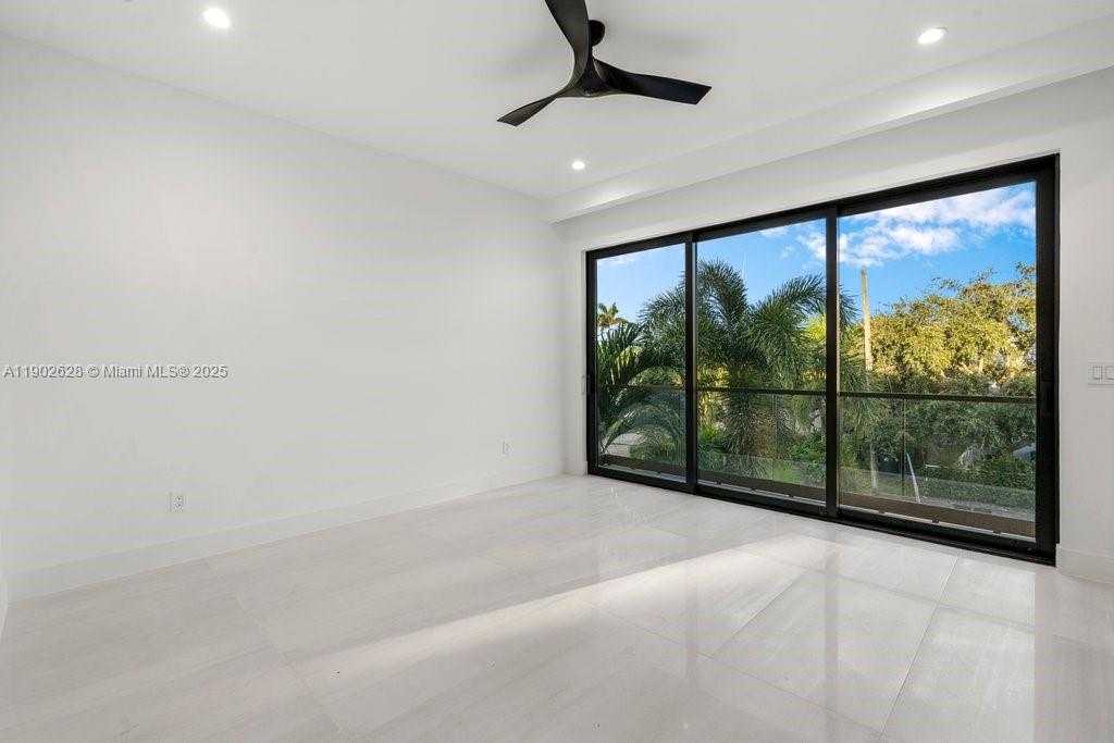Small Image of 1215 NORTH EAST 11TH AVE #B, Fort Lauderdale Number 32