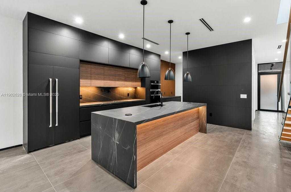 Small Image of 1215 NORTH EAST 11TH AVE #B, Fort Lauderdale Number 40