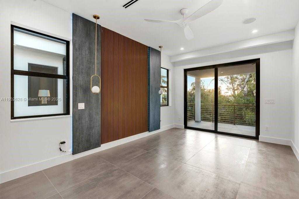 Small Image of 1215 NORTH EAST 11TH AVE #B, Fort Lauderdale Number 47